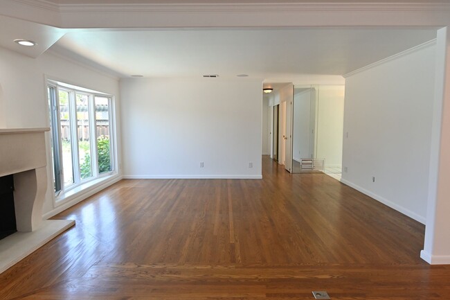 Foto del edificio - West SJ Beauty, Pool & Spa, 2/2 SFR