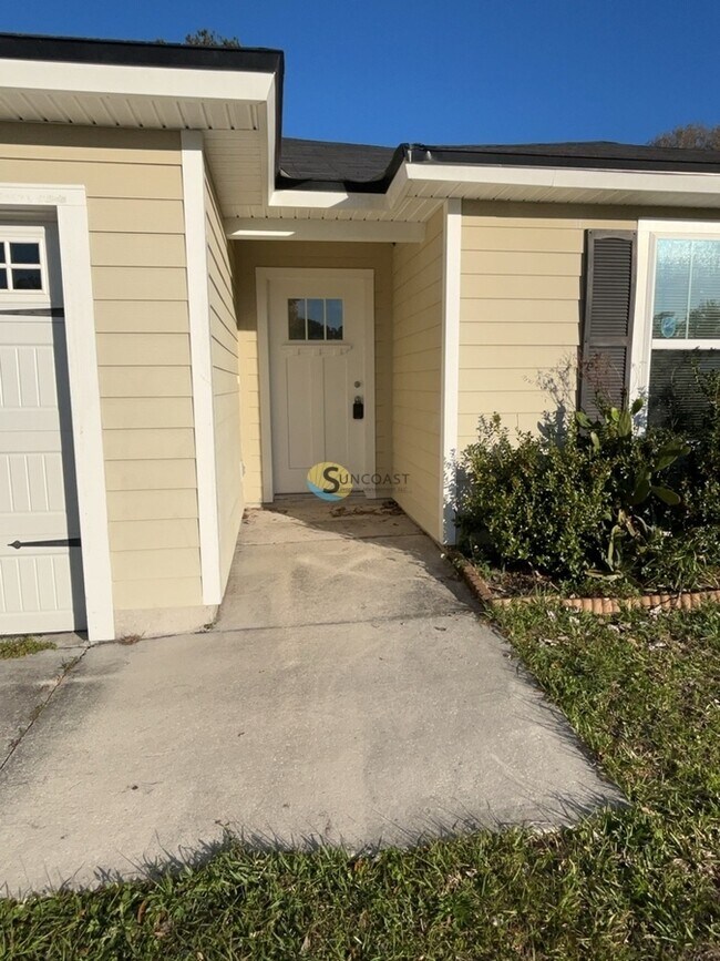 Building Photo - Gorgeous 4BR/2BA for Rent!