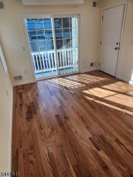 Building Photo - 57 Woodside Pl