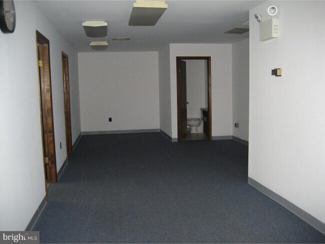 Foto del edificio - 3201 NJ-38