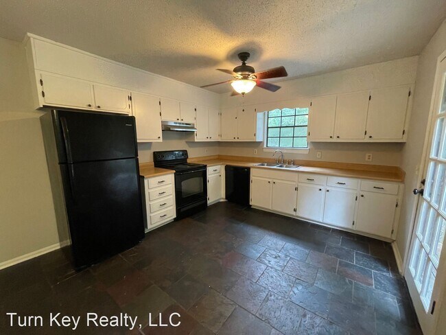 Building Photo - 3 br, 2 bath House - 5329 Tyler Loop Road