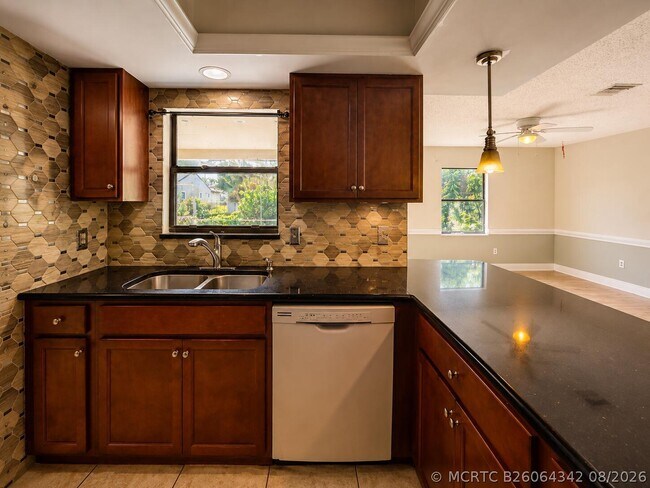 Foto del edificio - 342 NW Curtis St