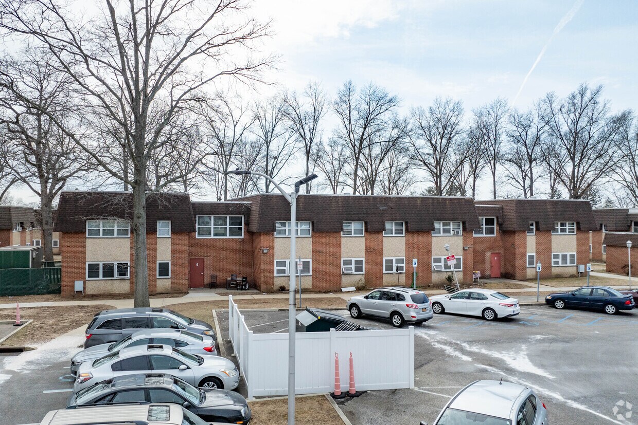Foto del edificio - Meadowbrook Gardens