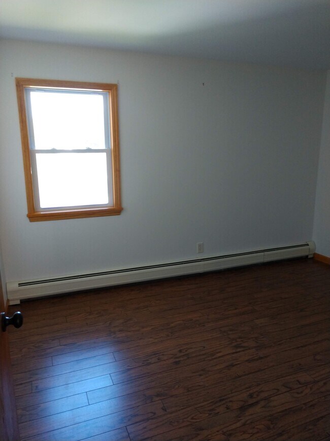 315 N 7th Ave Unit Apartment 2, Mechanicville, NY 12118 315 N 7th Ave