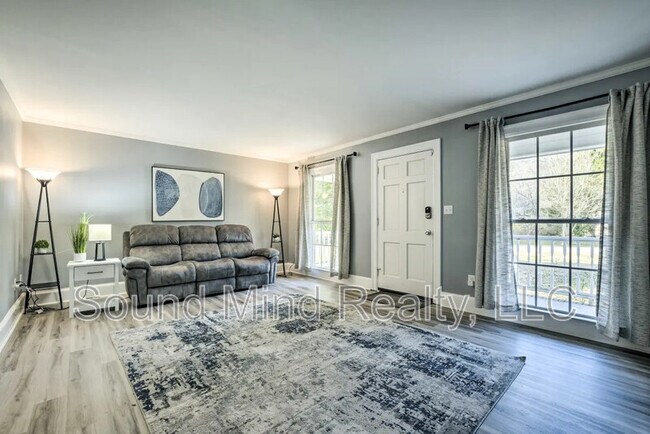Foto del edificio - 144 Parkwood Cir