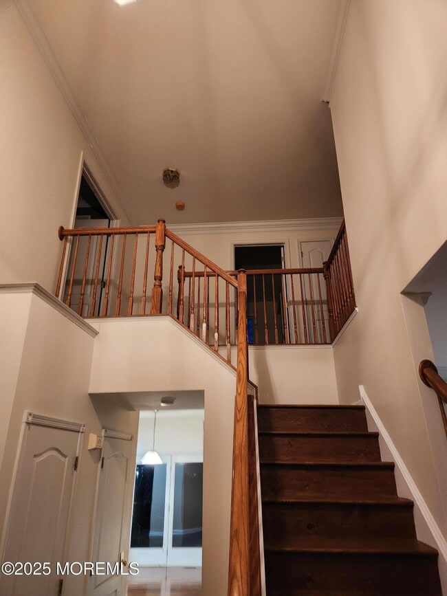 Building Photo - 42 Vardon Way