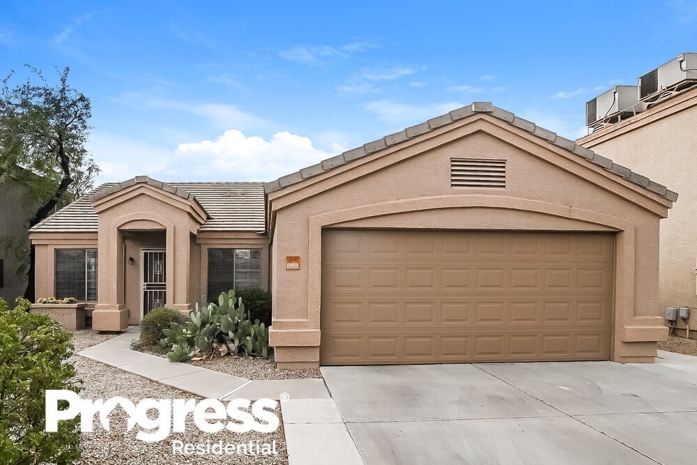 Primary Photo - 12737 W Calavar Rd