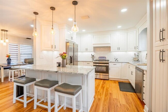 Foto del edificio - 3619 W Dale Ave