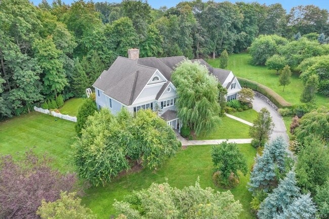 Building Photo - 50 Cloverhill Ln