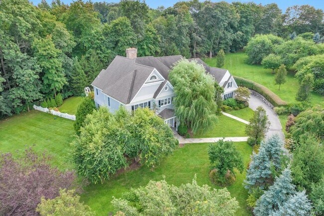 Foto del edificio - 50 Cloverhill Ln