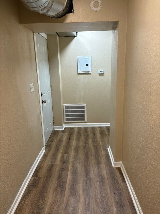 Foto del edificio - 1471 Main St