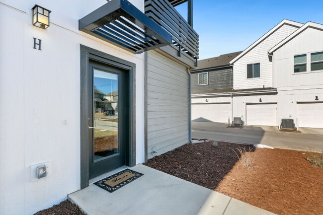 Foto del edificio - 551 Vicot Wy