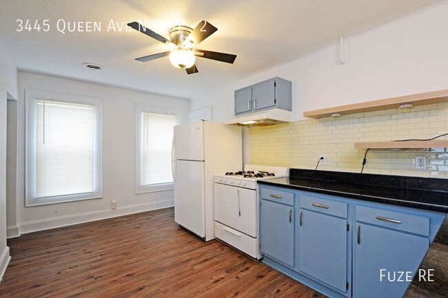 Building Photo - Beautiful 2-Bed 1-Bath Unit Available Now!