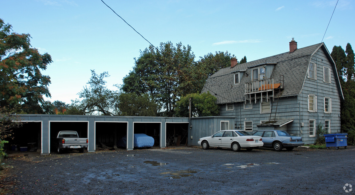 Primary Photo - 655 Harlow Rd