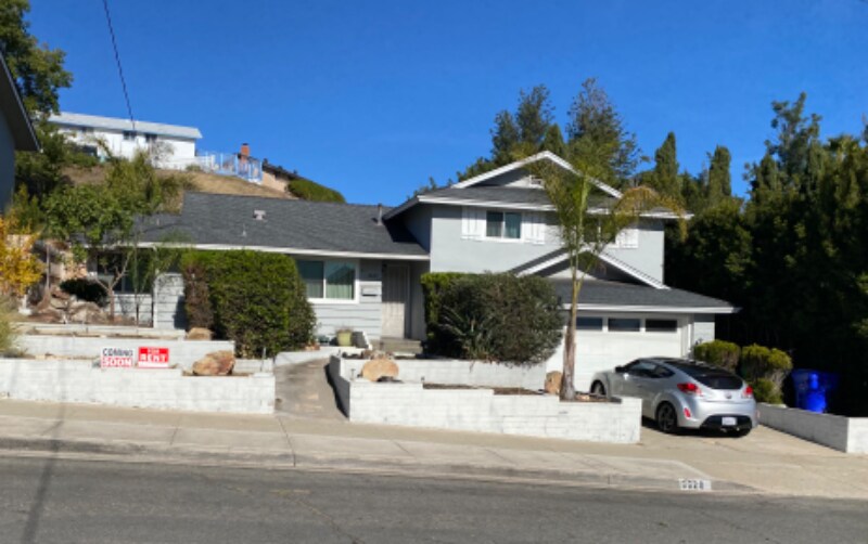 Foto principal - 8628 Renown Dr