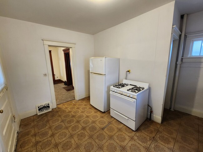 Foto del edificio - Great 2 Bedroom House in Moline
