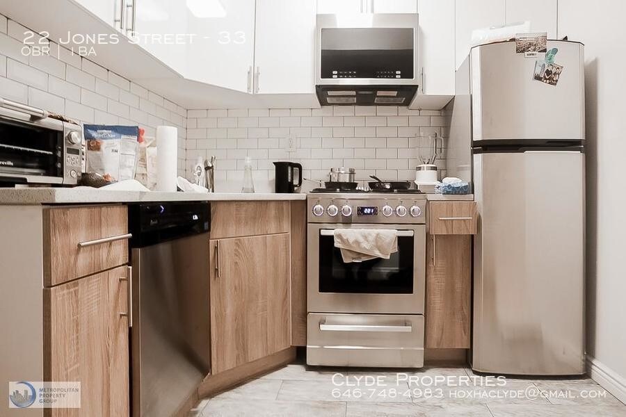 Foto del edificio - Beautiful Studio in Prime West Village! Huge!