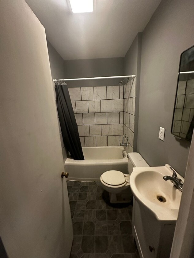 Foto del edificio - 2427 S 18th St