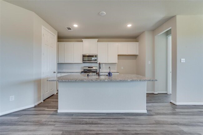 Building Photo - 2639 Westward Hl Dr