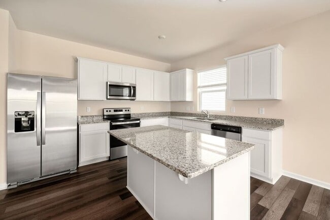 Building Photo - 1624 Garden Passage Dr