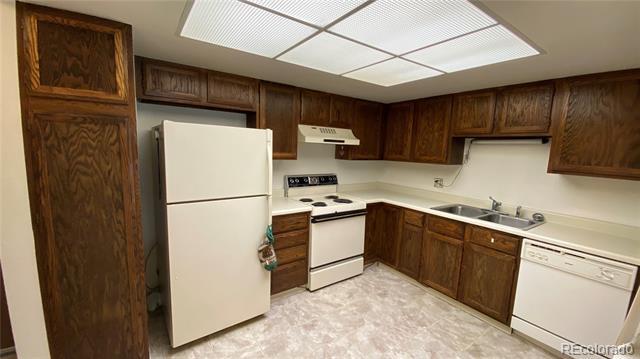 Primary Photo - 14001 E Marina Dr