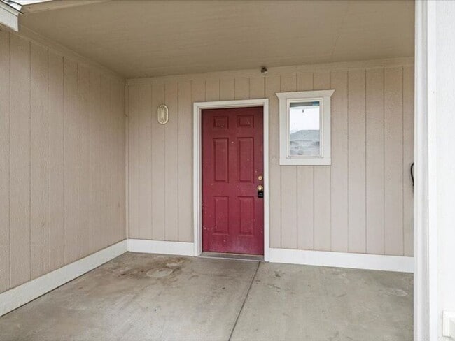 Foto del edificio - 6005 Chapel Hill Blvd