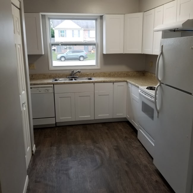 Photo - 409 Sal Blvd Townhome