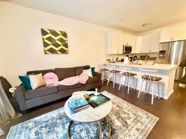 Building Photo - 850 Newark Ave