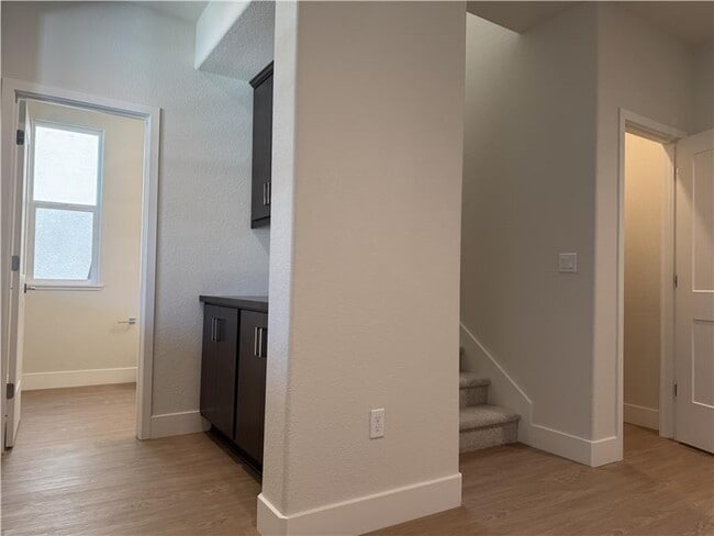 Building Photo - 140 Labrusca Dr