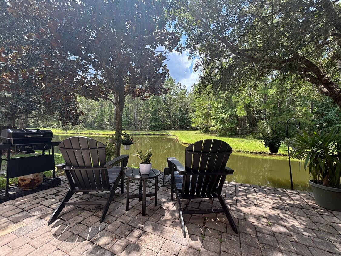 Foto principal - 454 Scrub Jay Dr