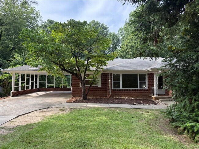 Foto del edificio - 3457 Dale Ln SW