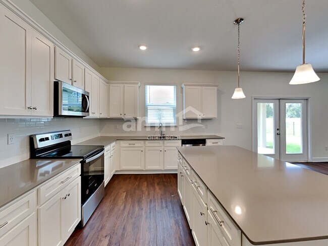 Building Photo - 1133 Walden Pond Dr