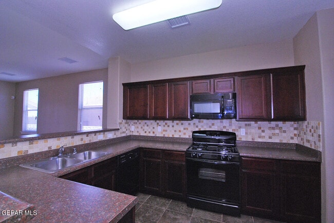 Building Photo - 5033 Lone Cactus Ct