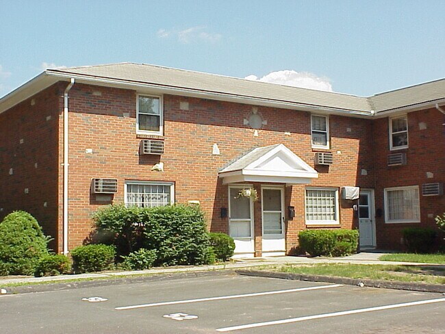 Foto del edificio - 86 Amherst Ave