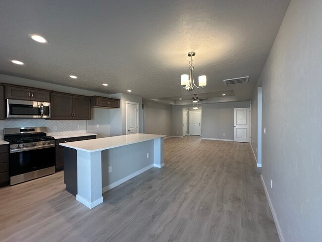 Foto del edificio - 1990 Cashel St