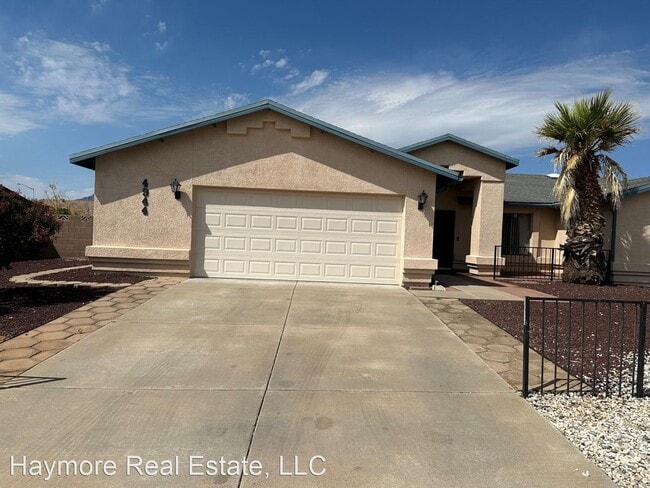 Building Photo - 3 br, 2 bath House - 4944 La Canada