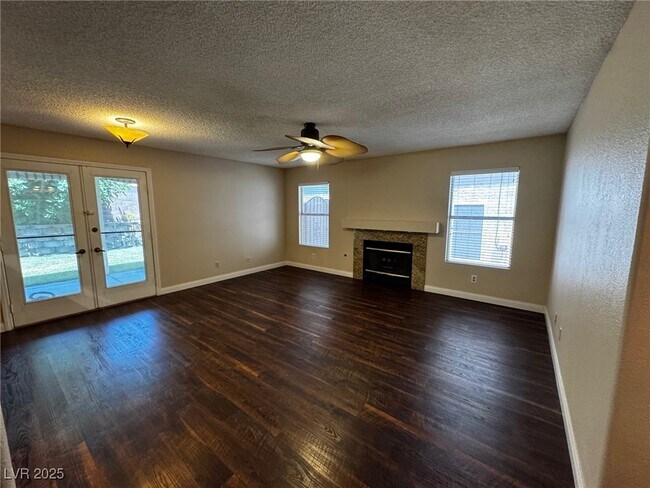 Building Photo - 1829 Walker Ln