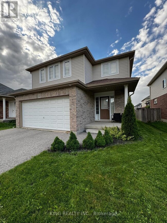 Building Photo - 2420 Asima Dr