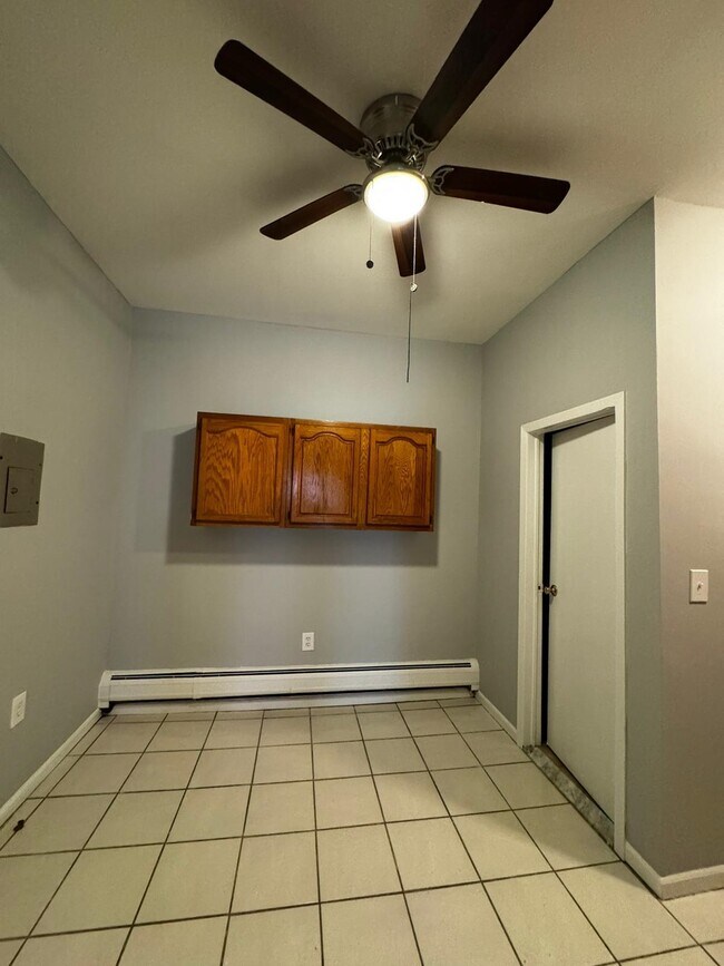 Building Photo - 584 Communipaw Ave