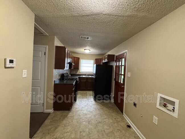 Foto del edificio - 1405 Mill Rd