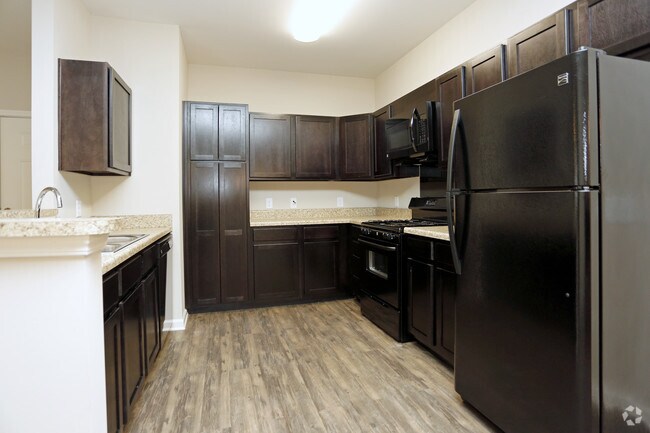 1HAB, 1BA - 800 ft² - The Exchange at Winder