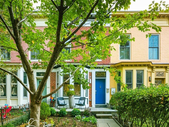 Foto del edificio - 1450 T St NW