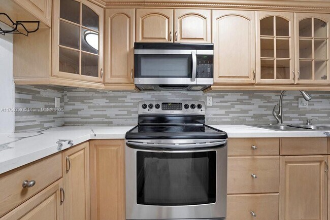 Foto del edificio - 5033 NW 7th St
