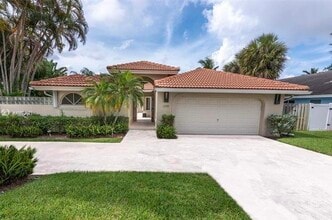 Building Photo - 1399 SW 18th St