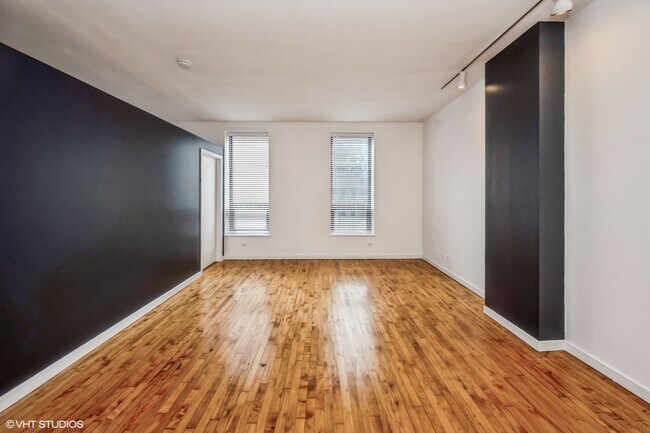 Foto del edificio - 636 N Orleans St