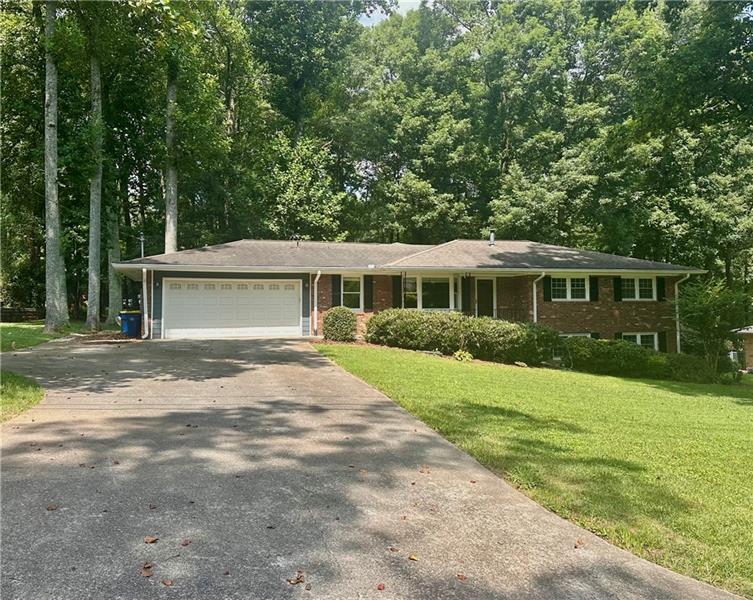 Foto principal - 2805 Pine Hill Dr