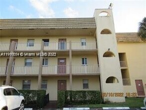 Building Photo - 8400 Sunrise Lakes Blvd