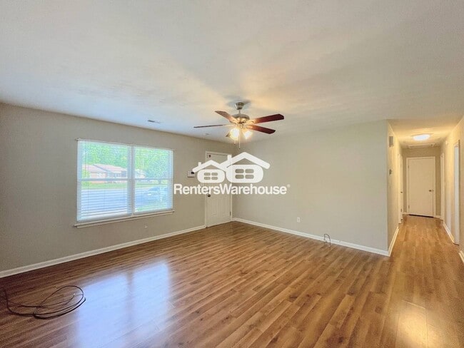 Foto del edificio - 1103 Saul Ct