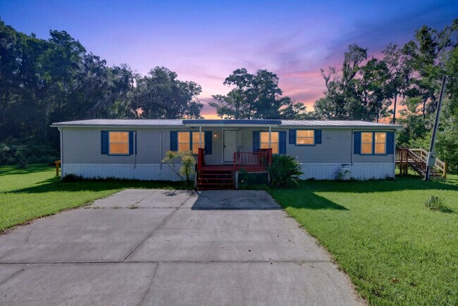 Foto del edificio - 322 Cedar Creek Rd
