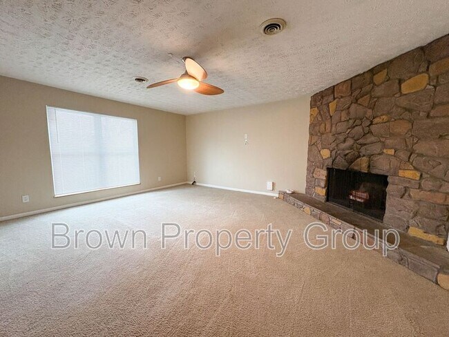 Foto del edificio - 6552 Grist Mill Rd